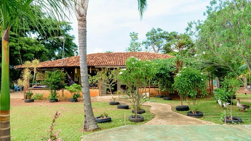 Foto 1 de Fazenda/Sítio com 3 Quartos à venda, 27000m² em Jardim Primavera 2 Etapa, Anápolis