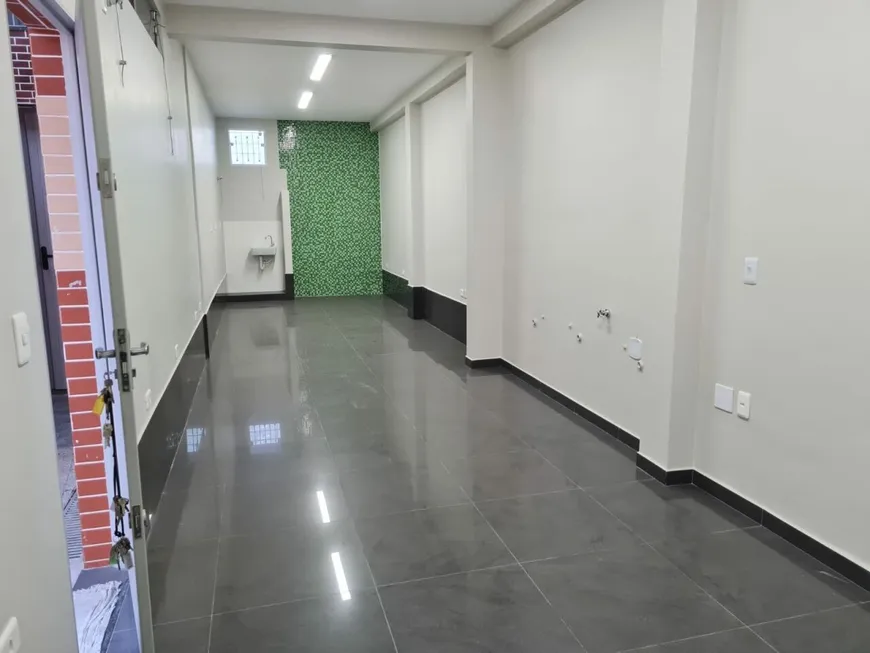 Foto 1 de Sala Comercial para alugar, 32m² em Vila Prudente, São Paulo