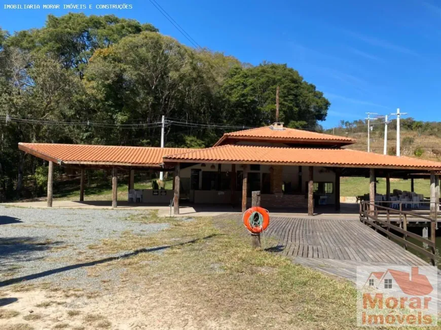 Foto 1 de Fazenda/Sítio com 3 Quartos à venda, 76m² em , Analândia