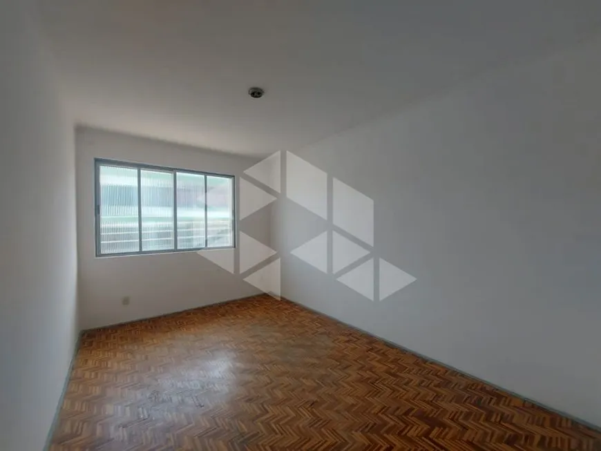 Foto 1 de Apartamento com 4 Quartos para alugar, 91m² em Centro, Santa Maria