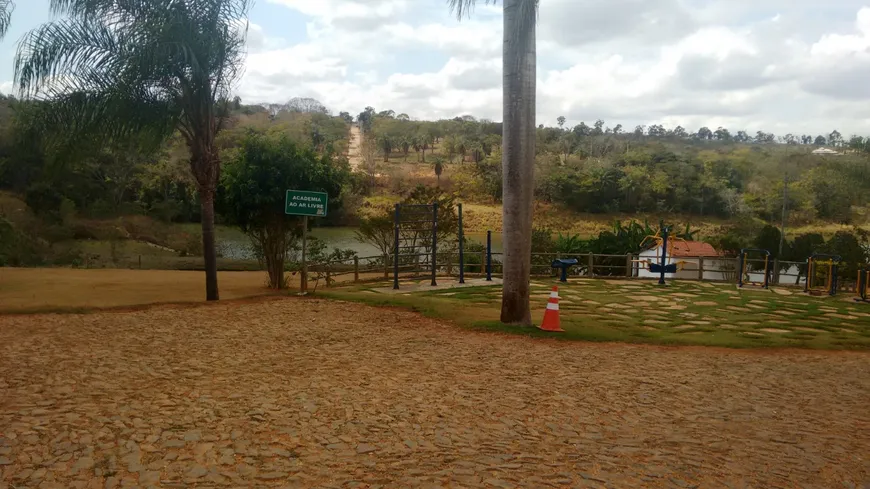 Foto 1 de Lote/Terreno à venda, 20000m² em Zona Rural, Jaboticatubas