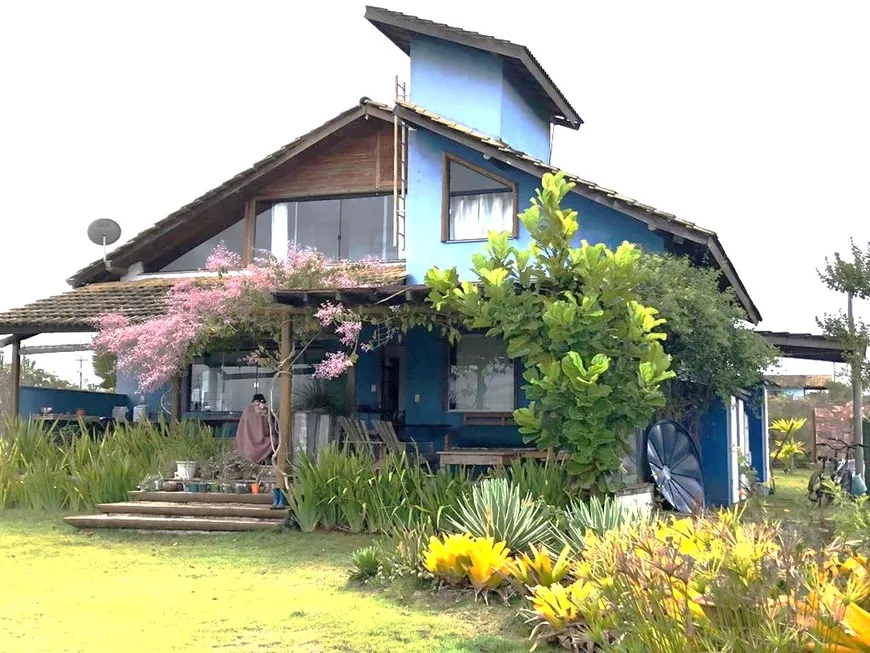 Foto 1 de Sobrado com 4 Quartos à venda, 200m² em Zona Rural, Mucugê