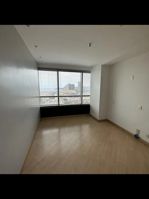 Foto 1 de Sala Comercial para alugar, 42m² em Centro, Rio de Janeiro