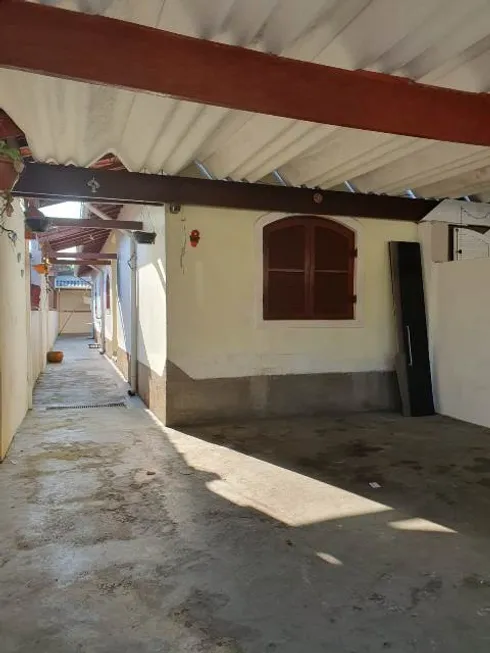 Foto 1 de Casa com 2 Quartos à venda, 53m² em Balneário Gaivotas, Itanhaém