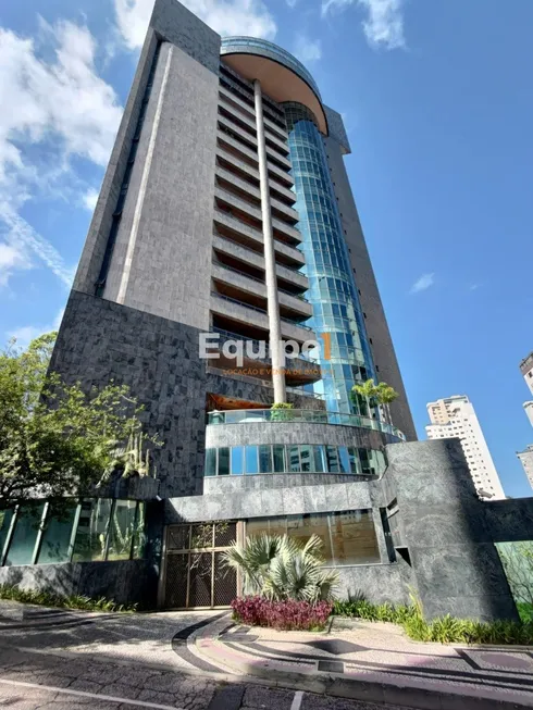 Foto 1 de Cobertura com 4 Quartos para venda ou aluguel, 505m² em Belvedere, Belo Horizonte