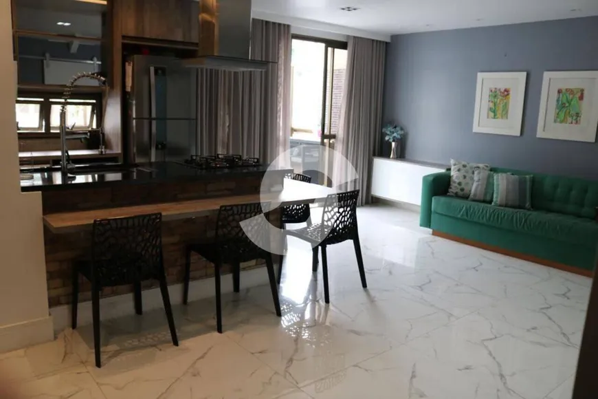 Foto 1 de Apartamento com 2 Quartos à venda, 100m² em Charitas, Niterói