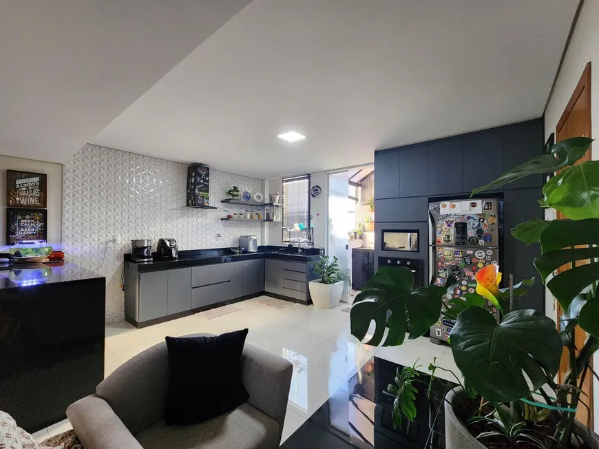 Foto 1 de Apartamento com 3 Quartos à venda, 95m² em Nossa Senhora das Graças, Divinópolis