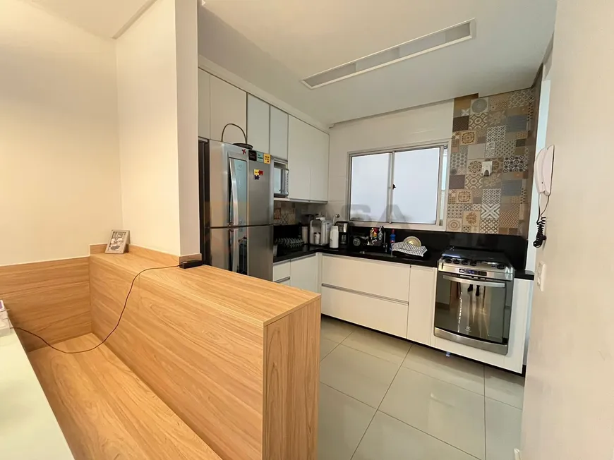 Foto 1 de Casa de Condomínio com 2 Quartos à venda, 70m² em Colina de Laranjeiras, Serra