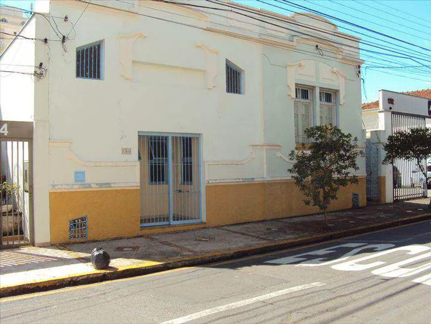 Foto 1 de Casa com 4 Quartos para venda ou aluguel, 147m² em Centro, Piracicaba