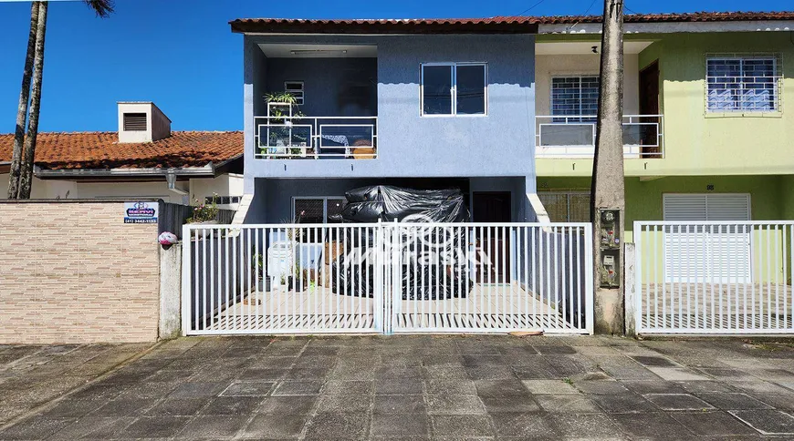 Foto 1 de Casa de Condomínio com 3 Quartos à venda, 97m² em Cohapar, Guaratuba