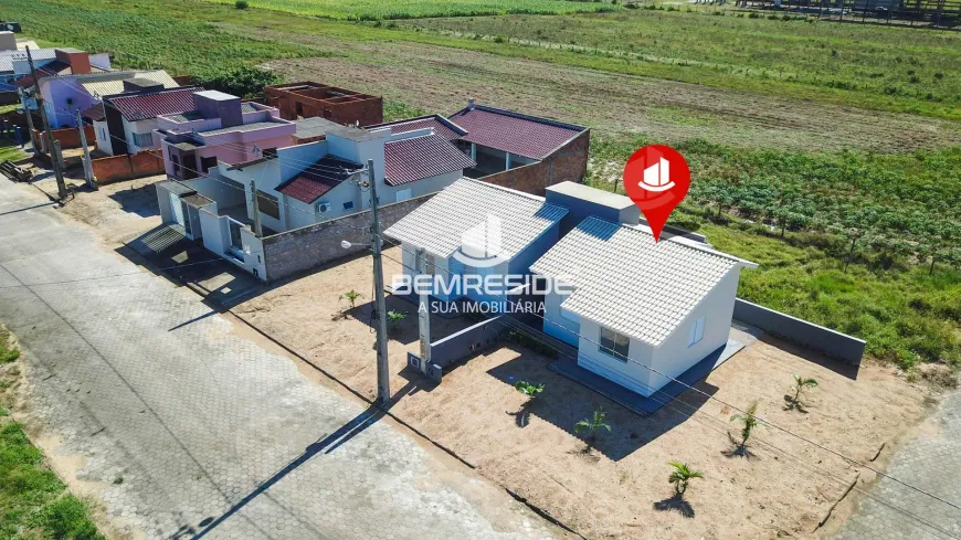 Foto 1 de Casa com 2 Quartos à venda, 50m² em , Jaguaruna