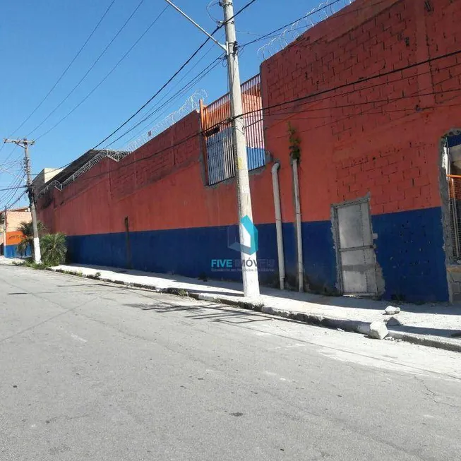 Foto 1 de Galpão/Depósito/Armazém para alugar, 2800m² em Vila da Paz, São Paulo