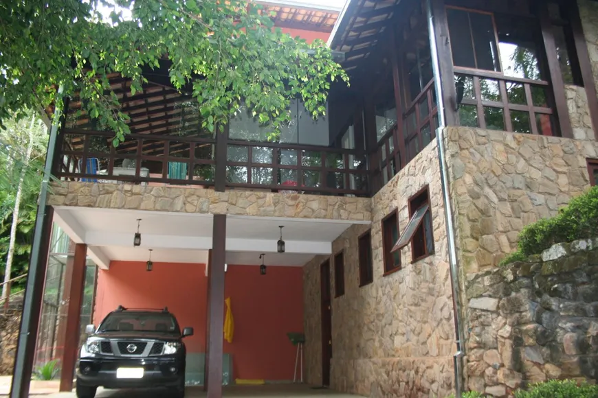 Foto 1 de Casa com 4 Quartos à venda, 240m² em Ecoville, Nova Lima