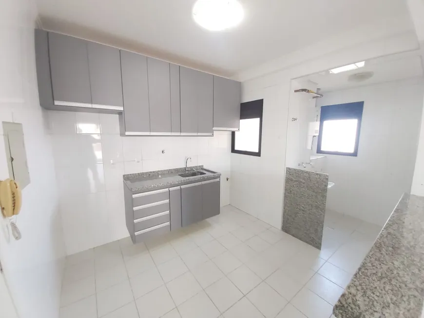 Foto 1 de Apartamento com 3 Quartos para alugar, 92m² em Centro, Araraquara