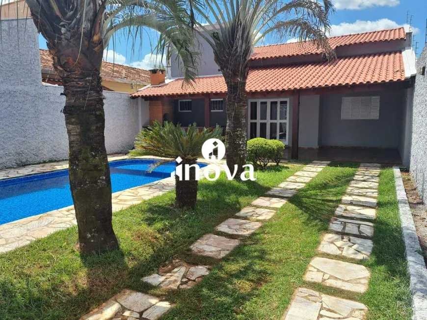 Foto 1 de Casa com 2 Quartos à venda, 114m² em Olinda, Uberaba