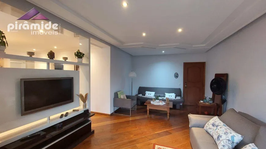 Foto 1 de Apartamento com 3 Quartos à venda, 134m² em Vila Ema, São José dos Campos