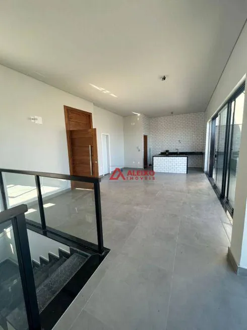 Foto 1 de Casa com 4 Quartos à venda, 330m² em Comiteco, Belo Horizonte
