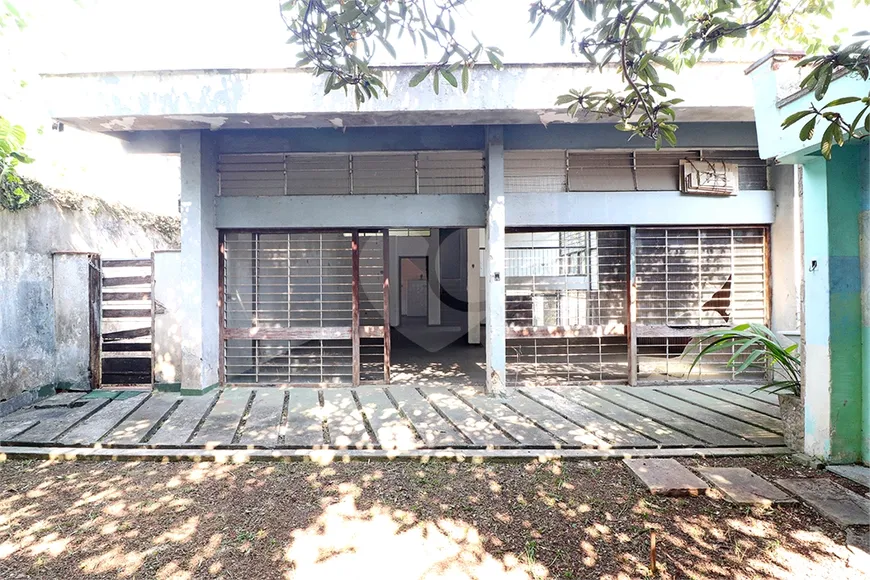 Foto 1 de Casa com 4 Quartos à venda, 205m² em Jardim Das Bandeiras, São Paulo