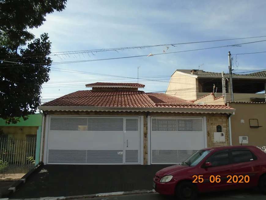 Foto 1 de Casa com 5 Quartos à venda, 500m² em Jardim Medina, Poá