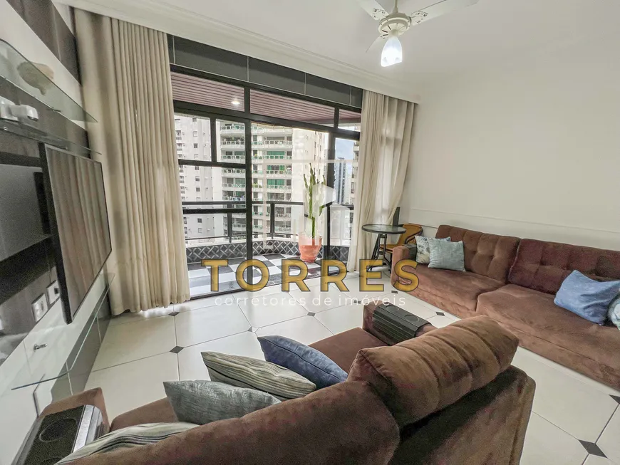 Foto 1 de Apartamento com 3 Quartos à venda, 110m² em Praia das Pitangueiras, Guarujá