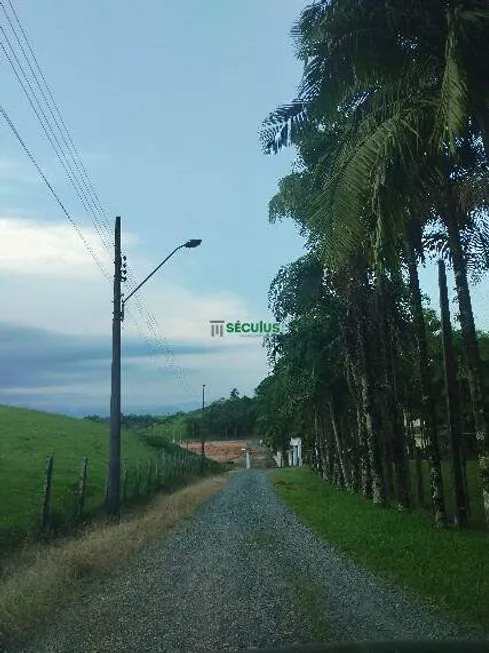 Foto 1 de Fazenda/Sítio com 5 Quartos à venda, 24525m² em Corticeira, Guaramirim