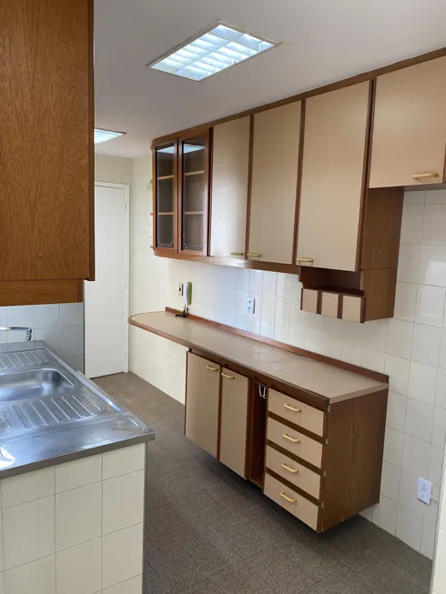 Foto 1 de Apartamento com 2 Quartos para alugar, 90m² em Icaraí, Niterói