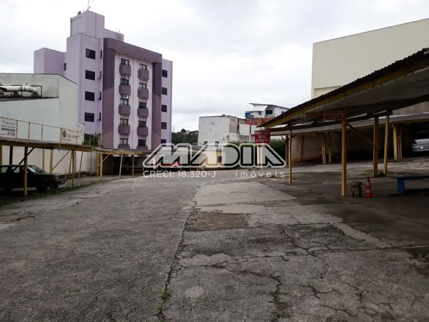 Foto 1 de Lote/Terreno à venda, 1500m² em Centro, Valinhos