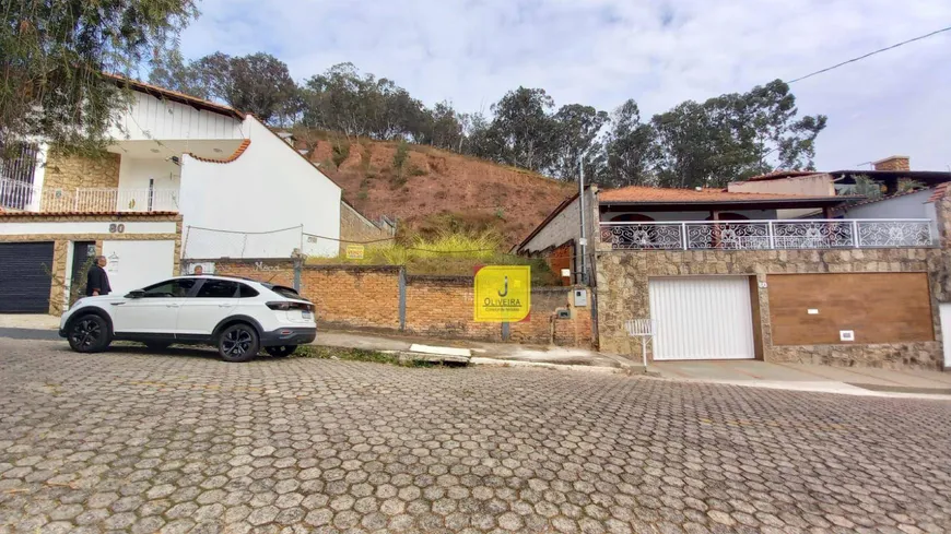 Foto 1 de Lote/Terreno à venda, 480m² em Quintas das Avenidas, Juiz de Fora