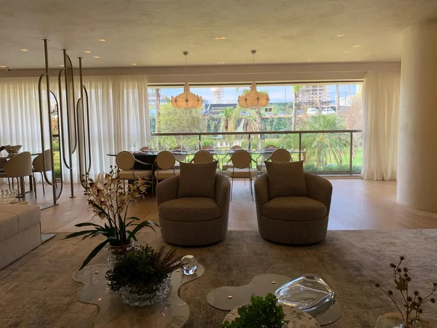 Foto 1 de Apartamento com 4 Quartos à venda, 263m² em Brooklin, São Paulo