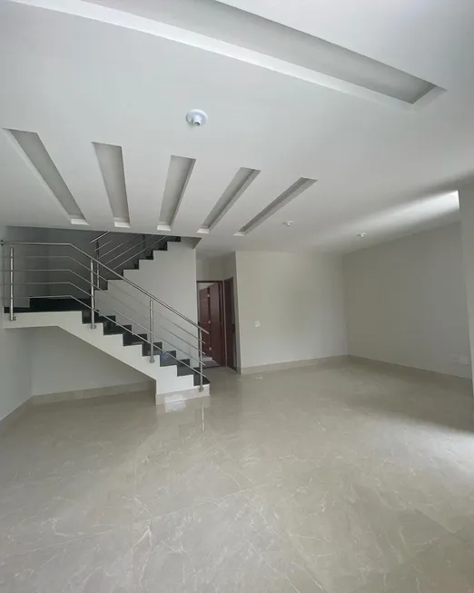 Foto 1 de Casa com 3 Quartos à venda, 320m² em Ceramica, São Caetano do Sul