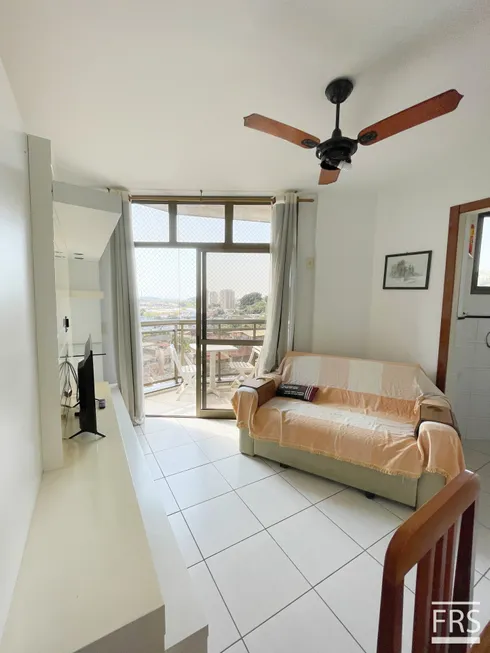 Foto 1 de Apartamento com 1 Quarto à venda, 70m² em Centro, Niterói