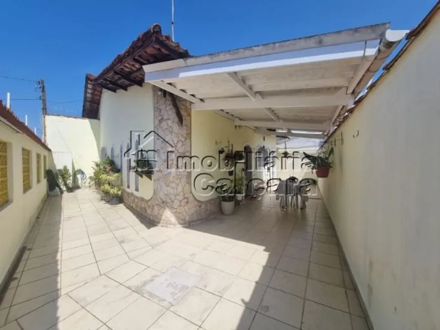 Foto 1 de Casa com 2 Quartos à venda, 98m² em Vila Caicara, Praia Grande