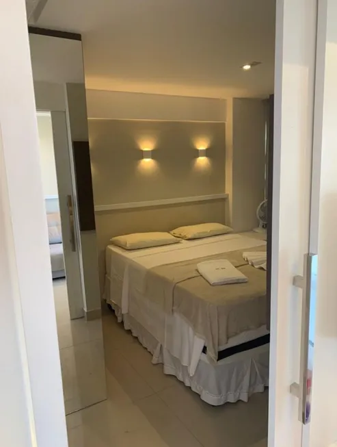 Foto 1 de Apartamento com 1 Quarto à venda, 40m² em Ponta Negra, Natal