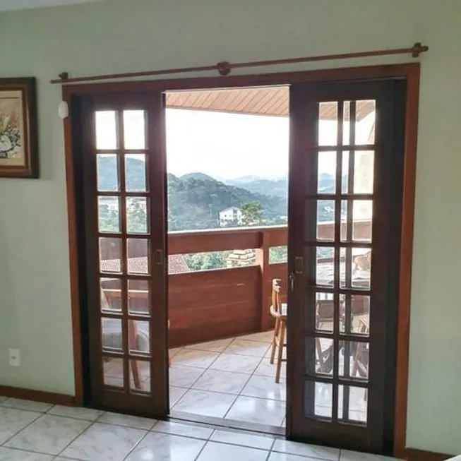 Foto 1 de Casa com 3 Quartos à venda, 140m² em Badu, Niterói