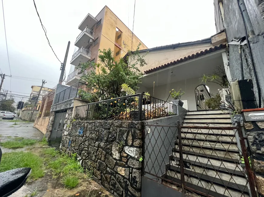 Foto 1 de Casa com 3 Quartos à venda, 300m² em Vila da Penha, Rio de Janeiro