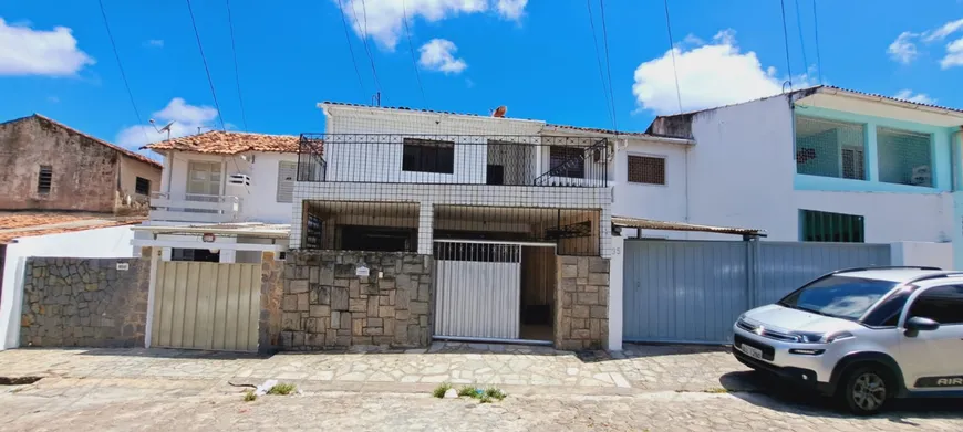 Foto 1 de Casa com 3 Quartos à venda, 100m² em Tambiá, João Pessoa