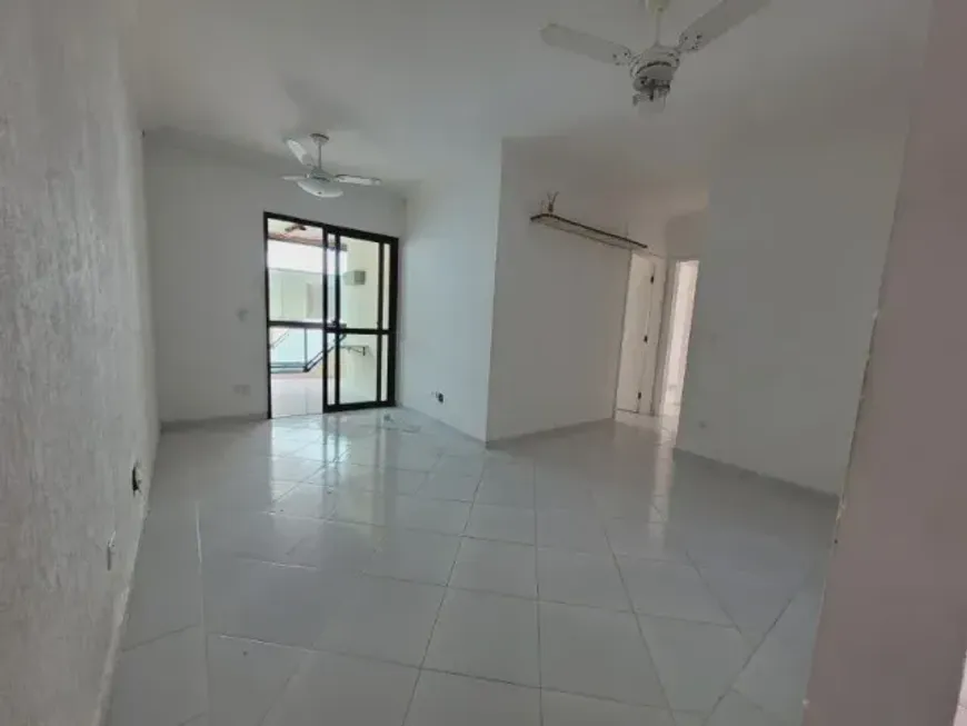 Foto 1 de Apartamento com 2 Quartos para venda ou aluguel, 76m² em Loteamento Jardim Aruan, Caraguatatuba