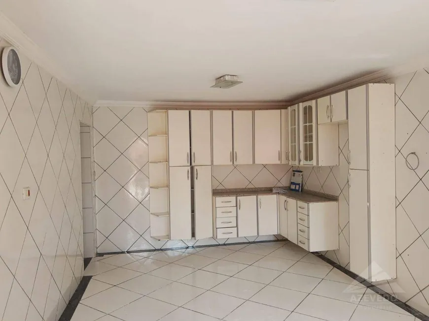 Foto 1 de Sobrado com 3 Quartos à venda, 152m² em Vila Dirce, Mauá