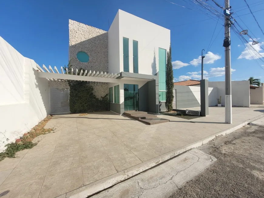 Foto 1 de Casa de Condomínio com 4 Quartos à venda, 200m² em Vila Eduardo, Petrolina