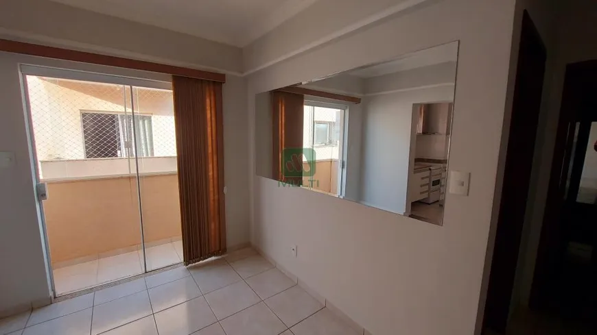 Foto 1 de Apartamento com 2 Quartos à venda, 51m² em Santa Mônica, Uberlândia