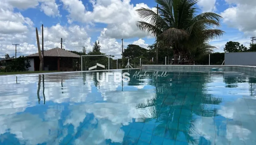 Foto 1 de Fazenda/Sítio com 3 Quartos à venda, 325m² em Estância das Aguas, Hidrolândia