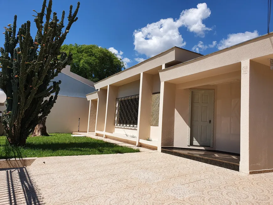 Foto 1 de Casa com 5 Quartos à venda, 250m² em Centro, Foz do Iguaçu