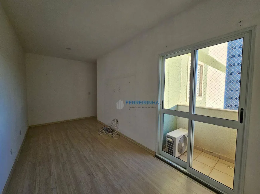 Foto 1 de Apartamento com 2 Quartos para venda ou aluguel, 56m² em Urbanova, São José dos Campos