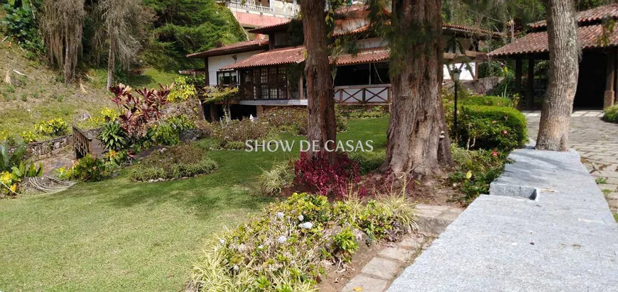Foto 1 de Casa com 4 Quartos à venda, 250m² em Parque do Ingá, Teresópolis