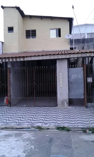 Foto 1 de Casa com 2 Quartos para alugar, 40m² em Vila Pedroso, São Paulo
