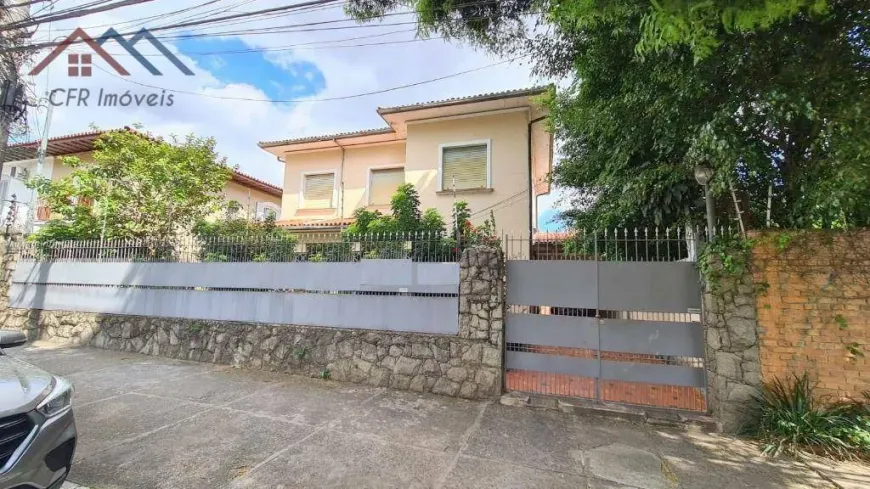 Foto 1 de Sobrado com 3 Quartos à venda, 236m² em Jardim Paulistano, São Paulo