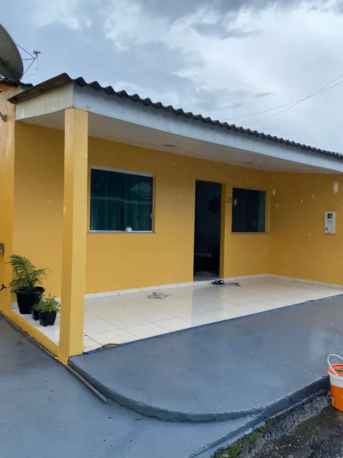 Foto 1 de Casa com 3 Quartos à venda, 164m² em Flores, Manaus