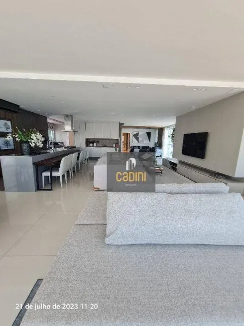 Foto 1 de Apartamento com 4 Quartos à venda, 282m² em Pioneiros, Balneário Camboriú