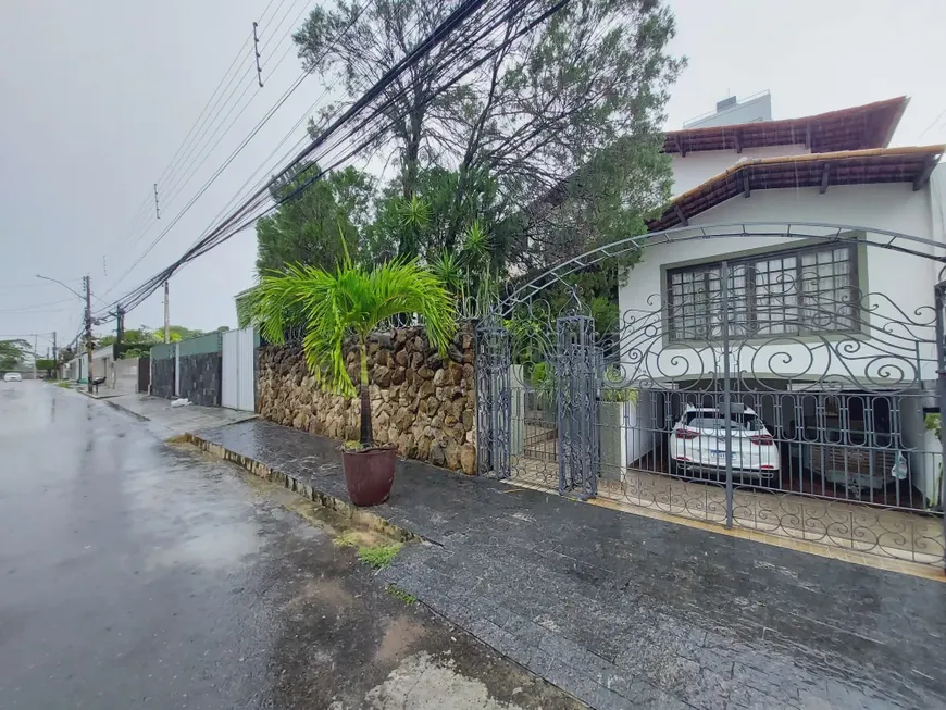 Foto 1 de Apartamento com 3 Quartos à venda, 550m² em Prado, Recife