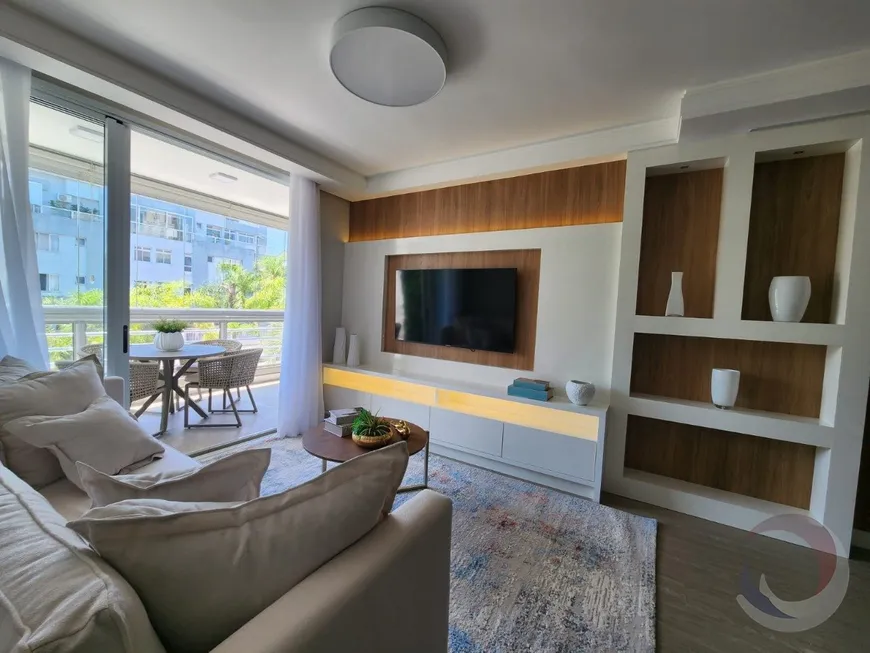 Foto 1 de Apartamento com 3 Quartos à venda, 94m² em Jurerê Internacional, Florianópolis
